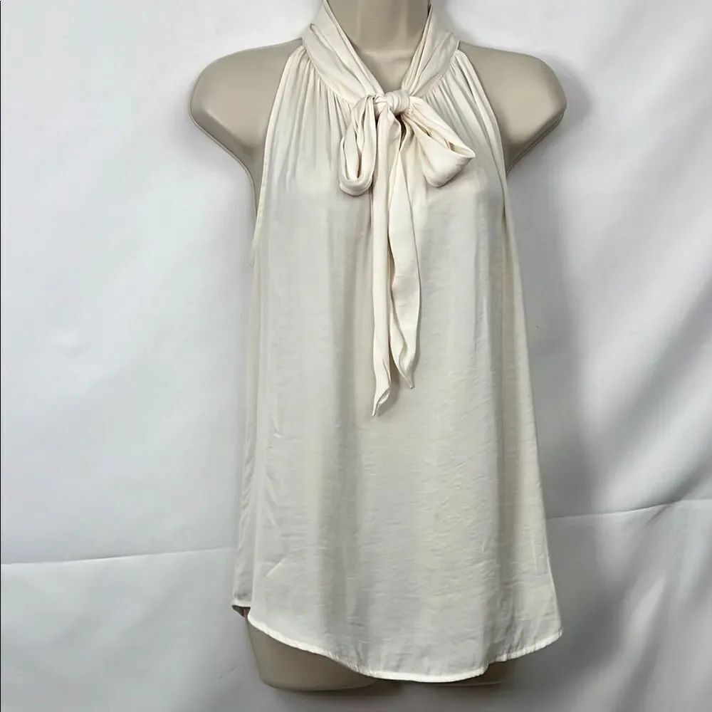 Banana Republic Factory Ivory Sleeveless tie neck blouse EUC size small